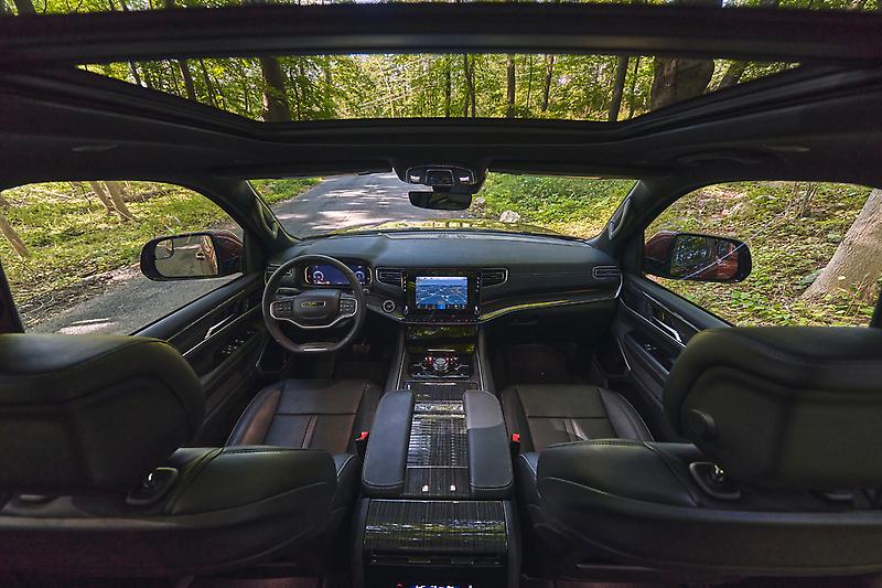 2023 Wagoneer Interior Features 2023 Wagoneer Interior Features