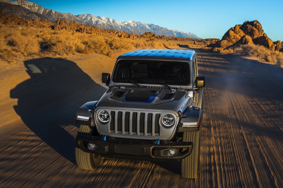 2020-jeep-wrangler-4xe-Crowfoot Dodge desert_c96aa4d4c8cb584806be05fc1fded30a-960x640.jpg