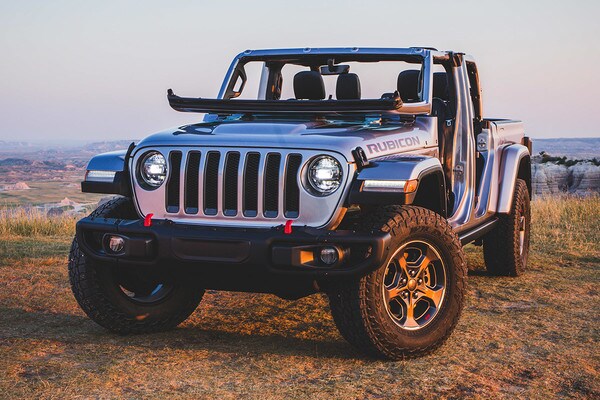 2021 Gladiator Cabin Folding Windshield 2021 Gladiator Cabin Folding Windshield