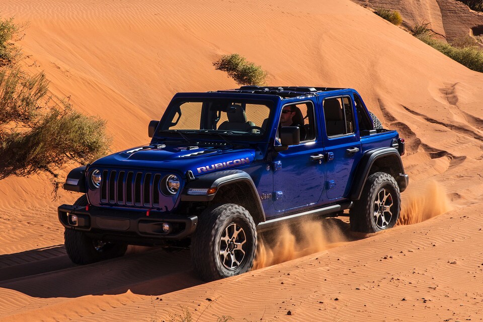 duclos mercier - Toyota 4Runner 2020 vs Jeep Wrangler 2020 1.0.jpg