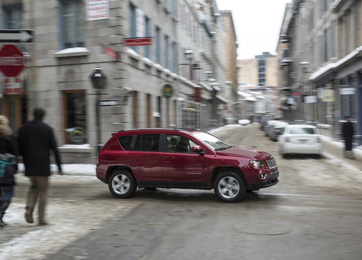 duclos-mercier---jeep-compass-occasion-1.0-chateauguay-beauharnois-rive-sud.jpg