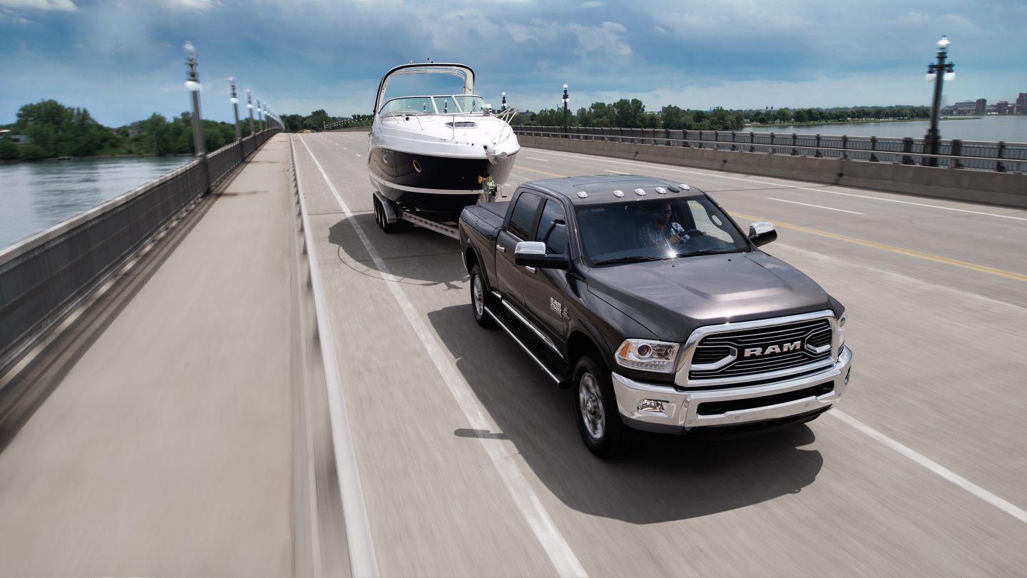 duclos chrysler mercier 2018_Ram_2500 chateauguay brossard.jpg