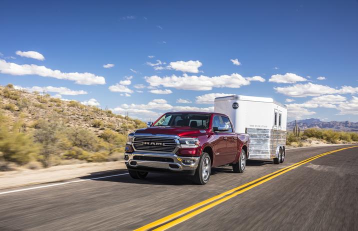 GMC Sierra 2018 vs RAM 1500 2019