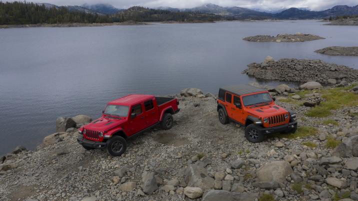 duclos-mercier-jeep-gladiator-vs-wrangler.jpg Jeep Gladiator 2020 avec un Jeep Wrangler 2020