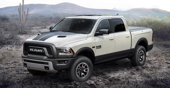 GMC Sierra 1500 2017 vs RAM 1500 2017