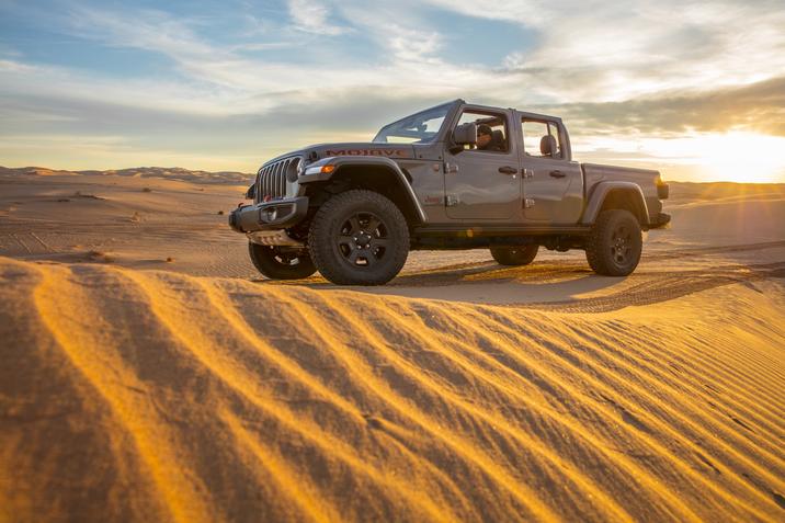 Duclos Chrysler Longueuil - blogue - Jeep Gladiator Mojave 2020 1.0.jpg Jeep Gladiator Mojave 2020 dans le désert Mojave