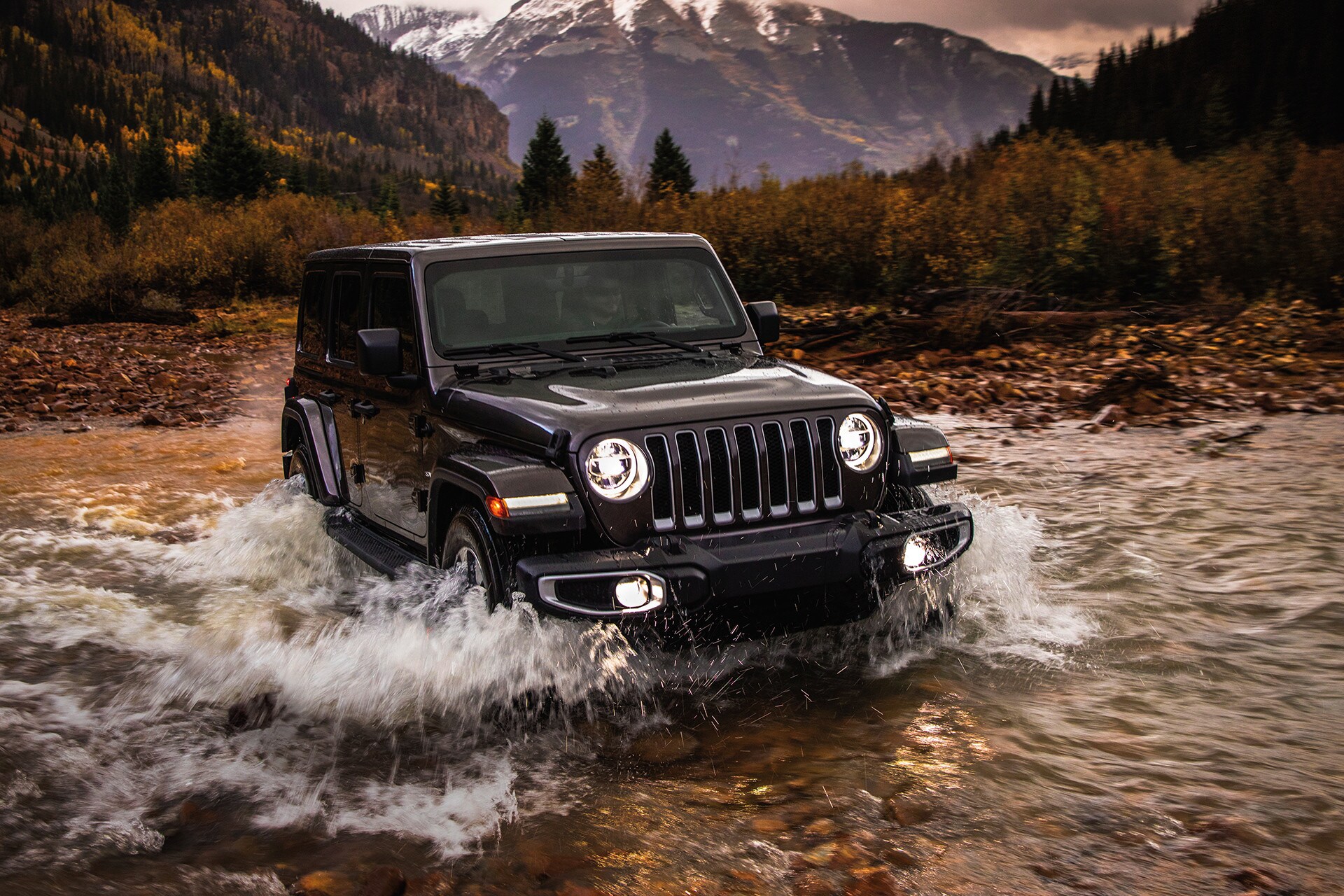 2019-jeep-wrangler-JL_Duclos Longueuil.jpg
