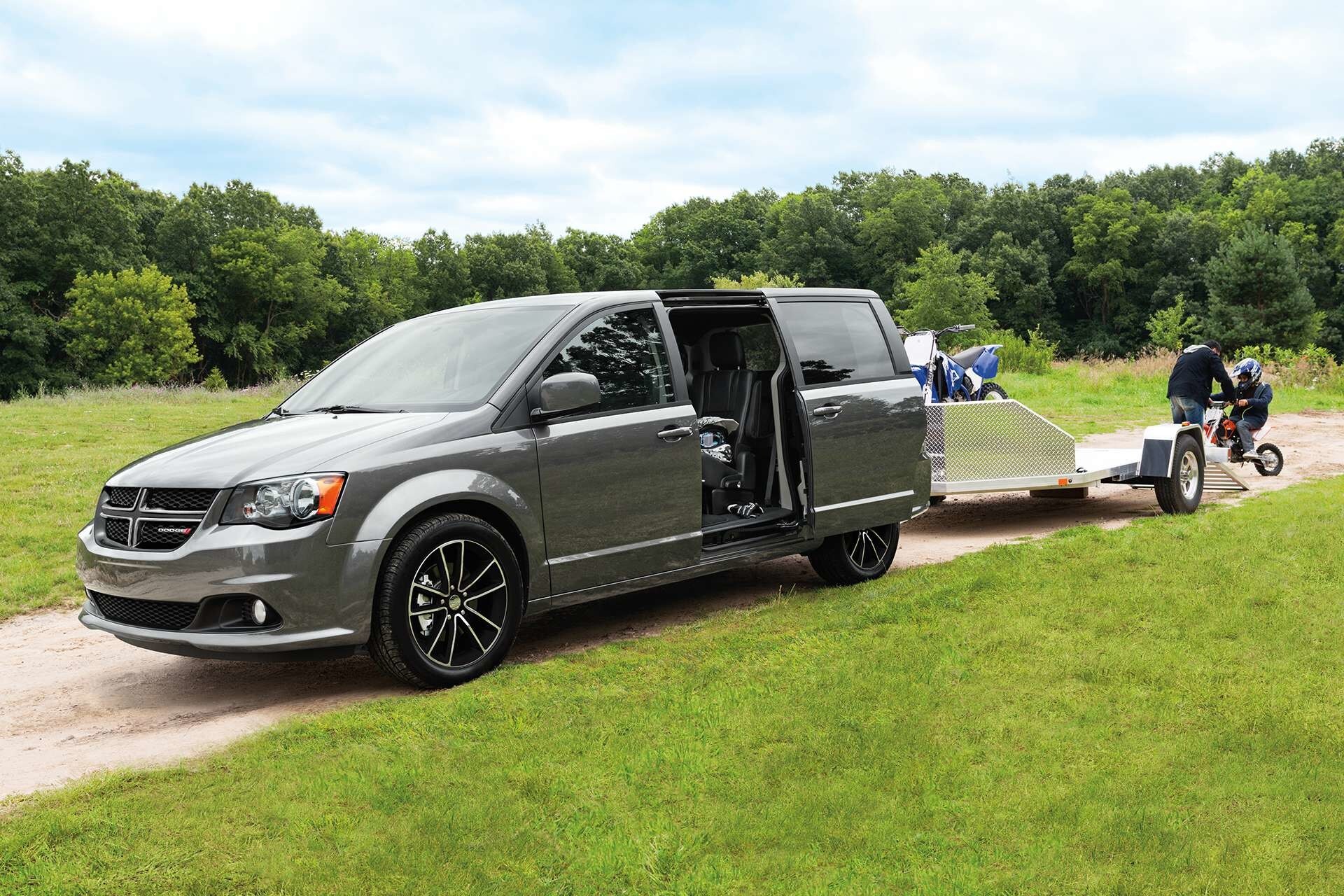 2019-dodge-grand-caravan_image2.jpg