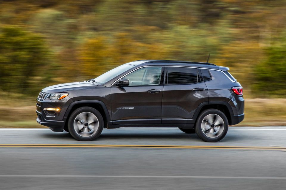 Duclos Chrysler Valleyfield jeep compass 2018 1.0 Valleyfield.jpg