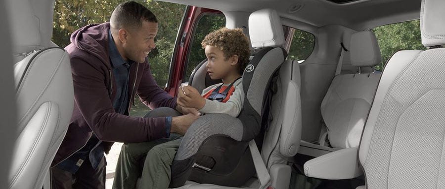 Chrysler_Pacifica_Safety_Seating.jpg