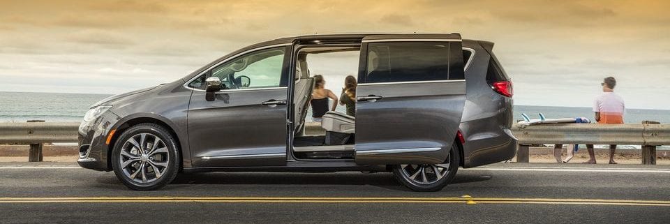ChryslerPacifica-e1530814724708.jpg