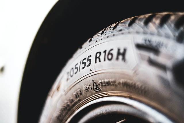 Tire Picture, from side, mounted Tire Picture, from side, mounted