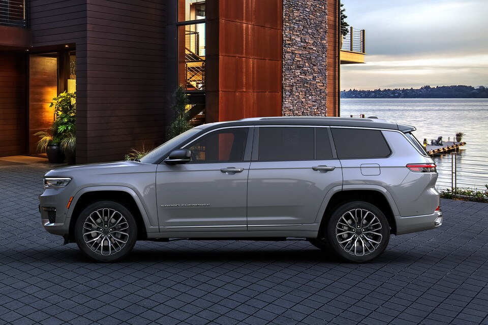 2022 Jeep Grand Cherokee Exterior | Designed to Inspire 2022 Jeep Grand Cherokee Exterior | Designed to Inspire