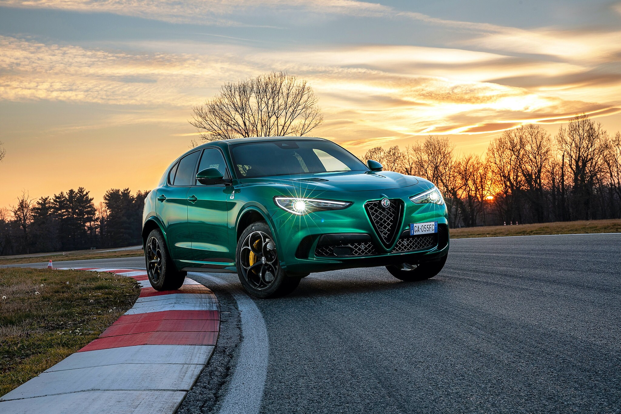 main-the-2021-alfa-romeo-stelvio-223.jpg
