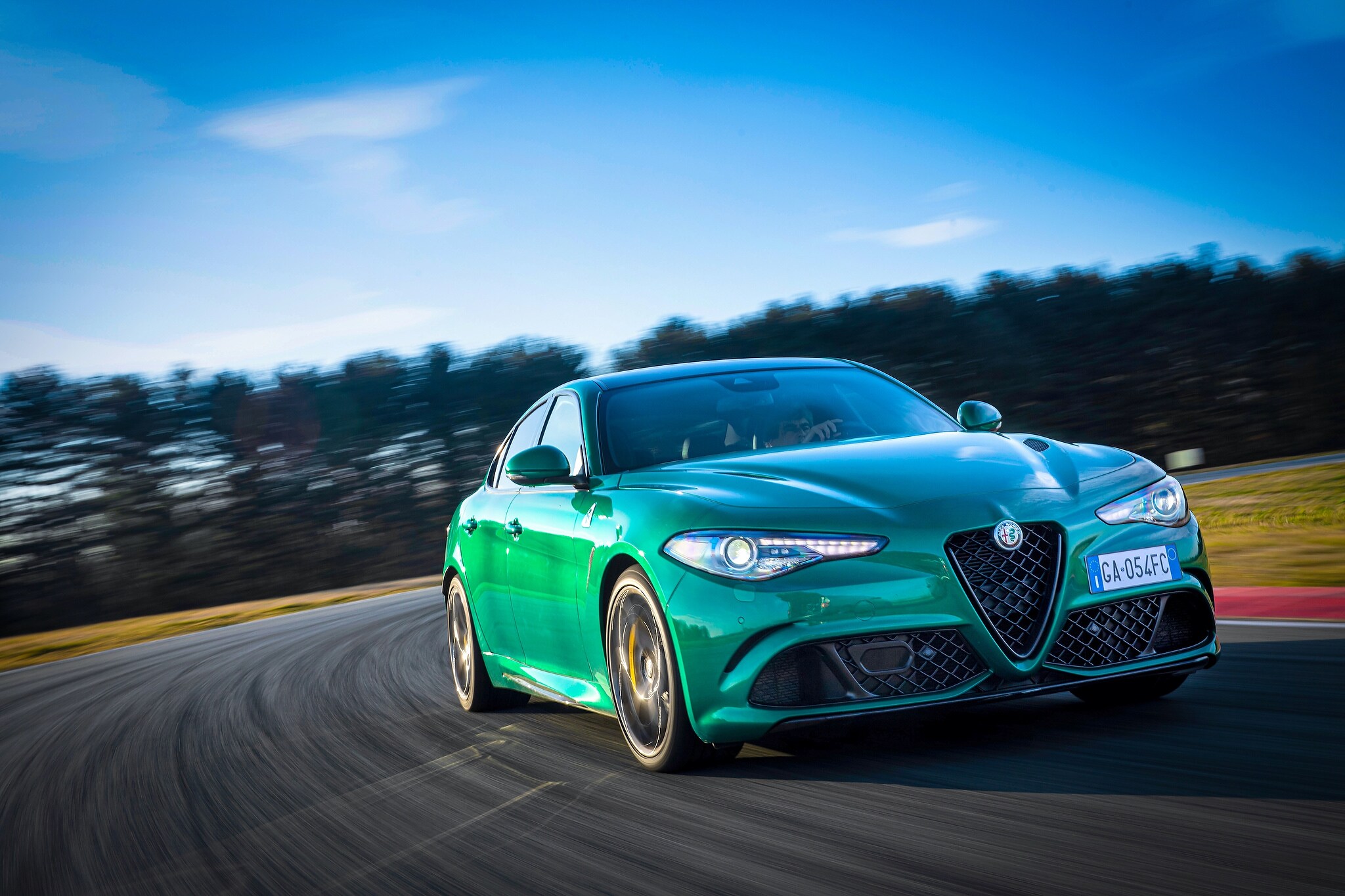 main-the-2021-alfa-romeo-stelvio-223.jpg