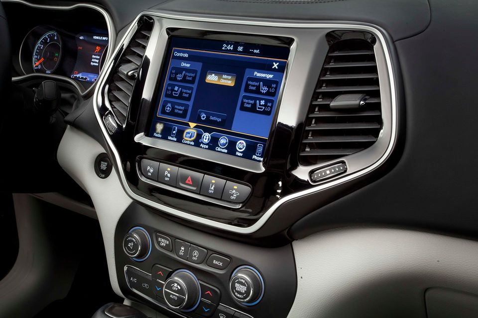 Jeep-Cherokee-2019-2.jpg