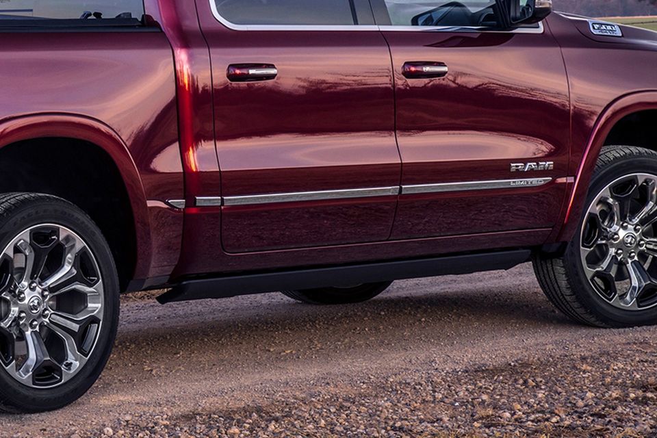 2019 ram 1500-2.jpg
