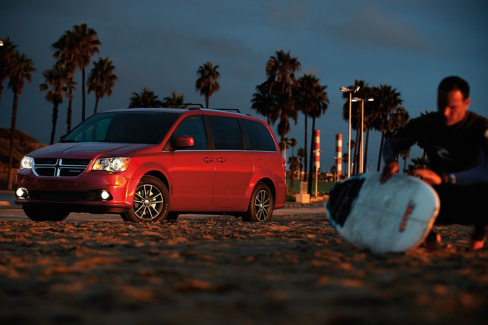 2019-dodge-grand-caravan_Landry