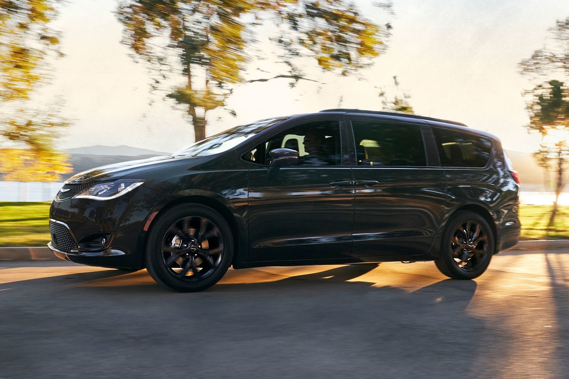 2019-chrysler-pacifica_Landry