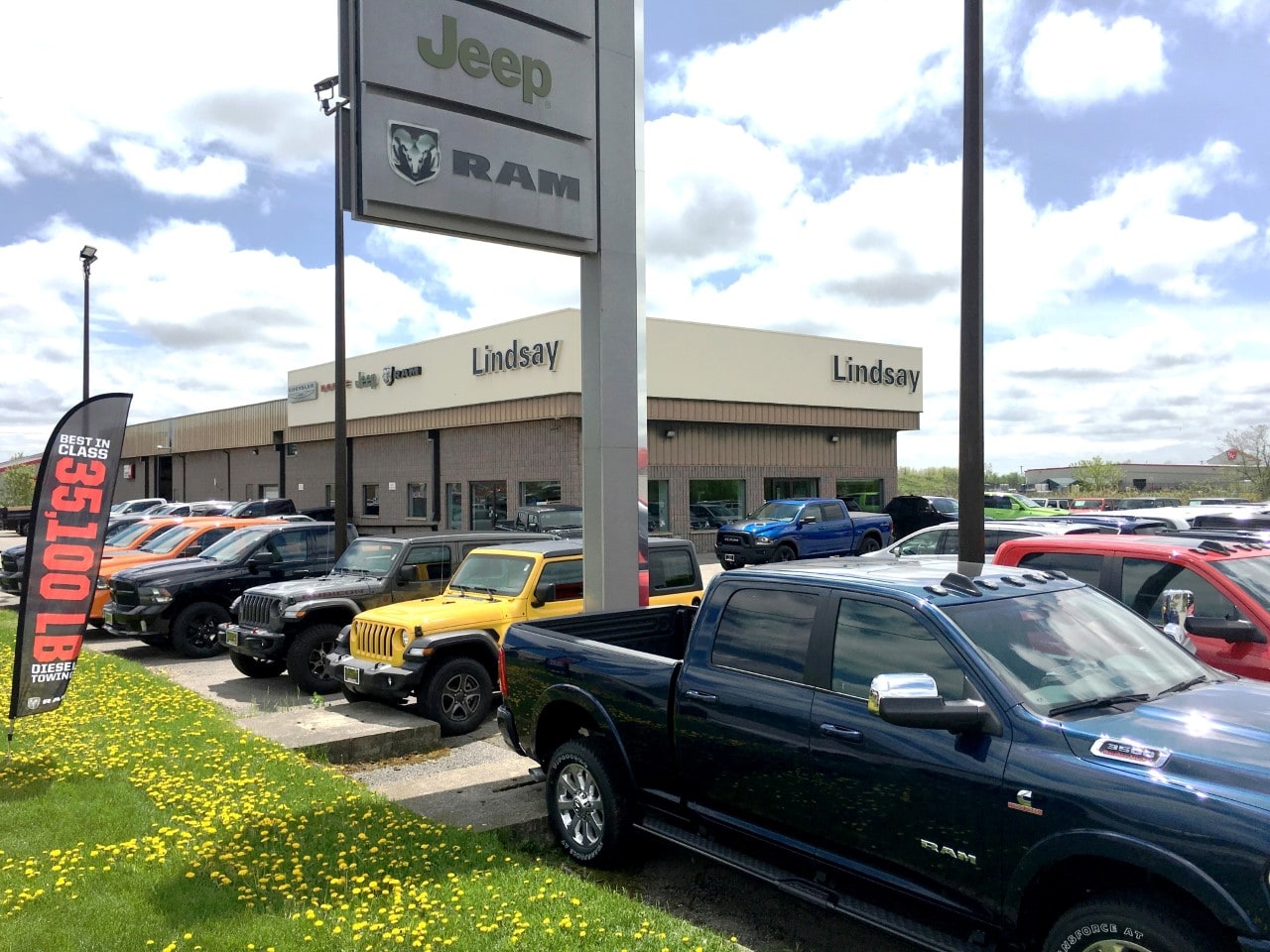 New & Used Car Dealership in Lindsay Lindsay Dodge Chrysler Jeep Ram
