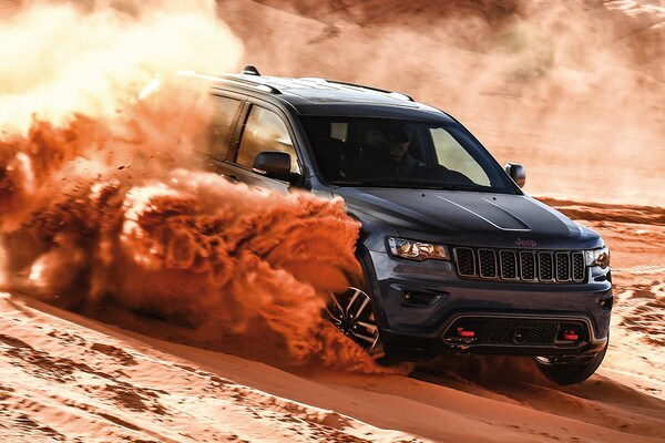 2020 Jeep Grand Cherokee capability feature grey drifting insand 2020 Jeep Grand Cherokee capability feature grey drifting insand