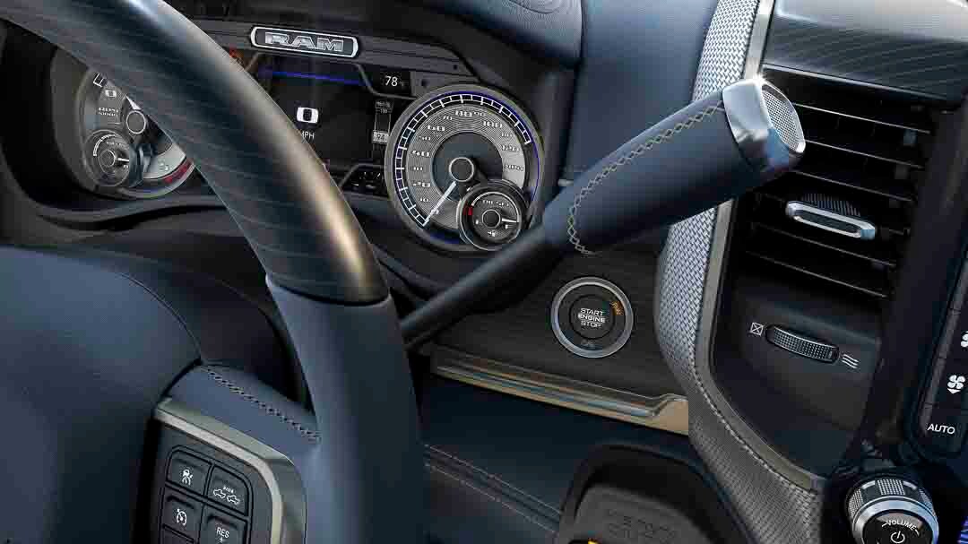 vue rapprochée partielle du volant et des cadrans conducteur du RAM 2500 2022
