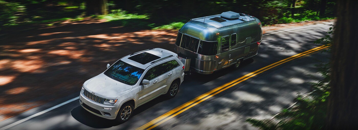 2020_grand_cherokee_header_desktop.jpg