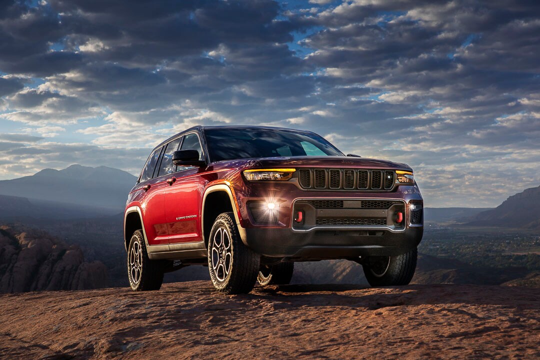 Présentation du Jeep Grand Cherokee 2022 de ses prix et capacités