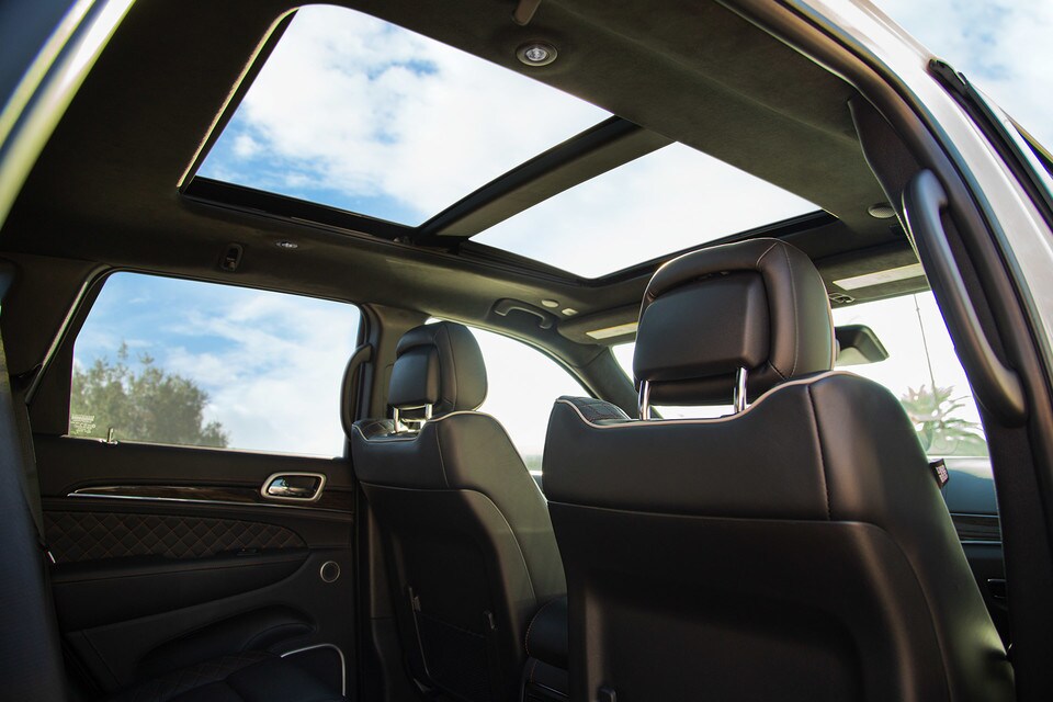 2022 Jeep Grand Cherokee Interior Space 2022 Jeep Grand Cherokee Interior Space