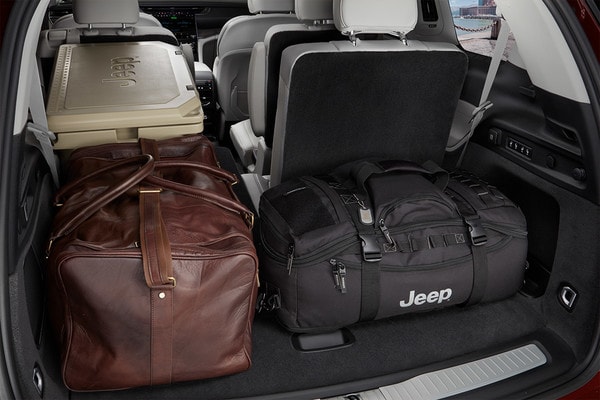 2022 Jeep Grand Cherokee in Midland, Ontario 2022 Jeep Grand Cherokee in Midland, Ontario