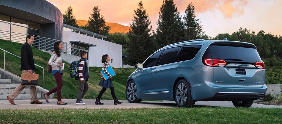 2017 Chrysler Pacifica Family Vehicle of the Year