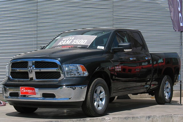 2016 Dodge Ram 1500.jpg