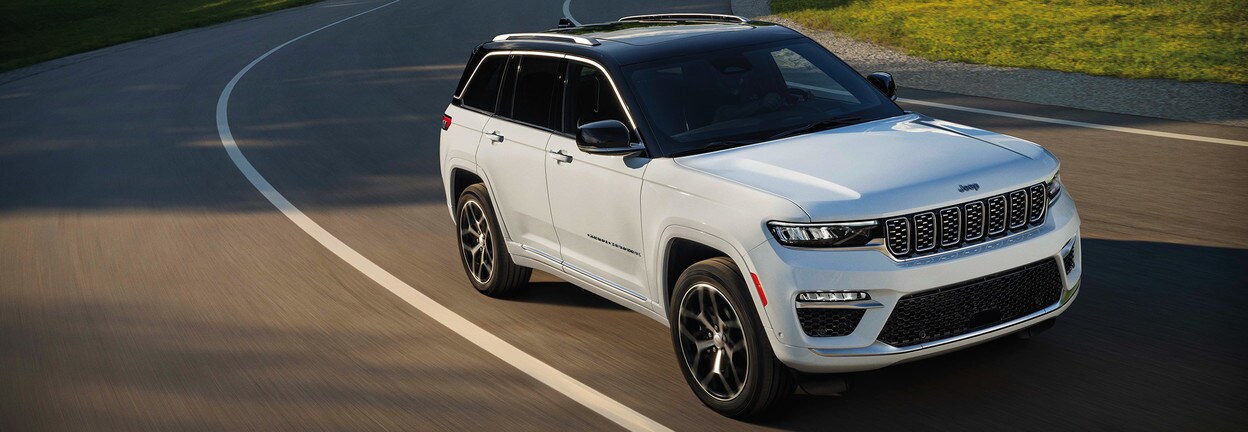 2022 All-New Grand Cherokee 4XE in Penticton, BC 2022 All-New Grand Cherokee 4XE in Penticton, BC