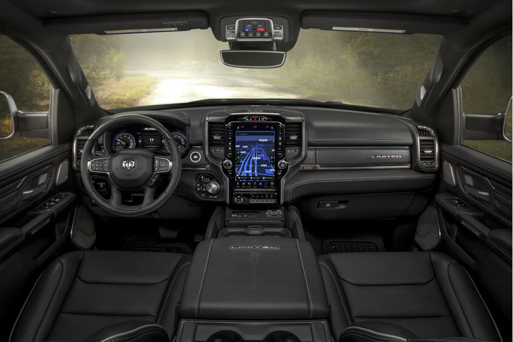 2019-ram-1500-interior_e8e03611cd8b959a4a36ff3564f37655-tablet.jpg