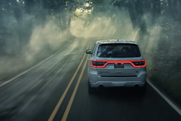 2022-dodge-durango-safety-feature-lane-departure-warning-with-lane-keep-assist4_59ecefcea78e178c59a2dfb3afaacb1e-600x400.jpg