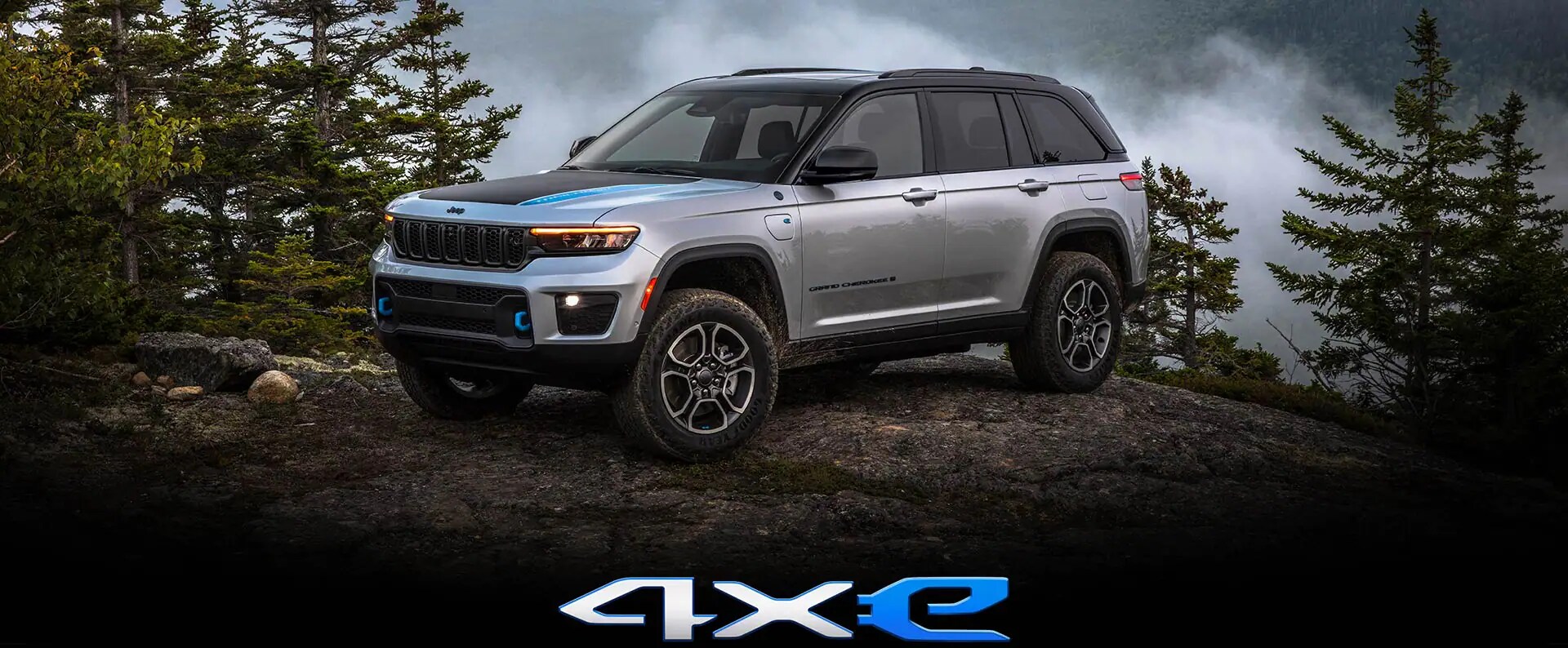 2023-Grand-Cherokee-4xe-Hero-Desktop.jpeg