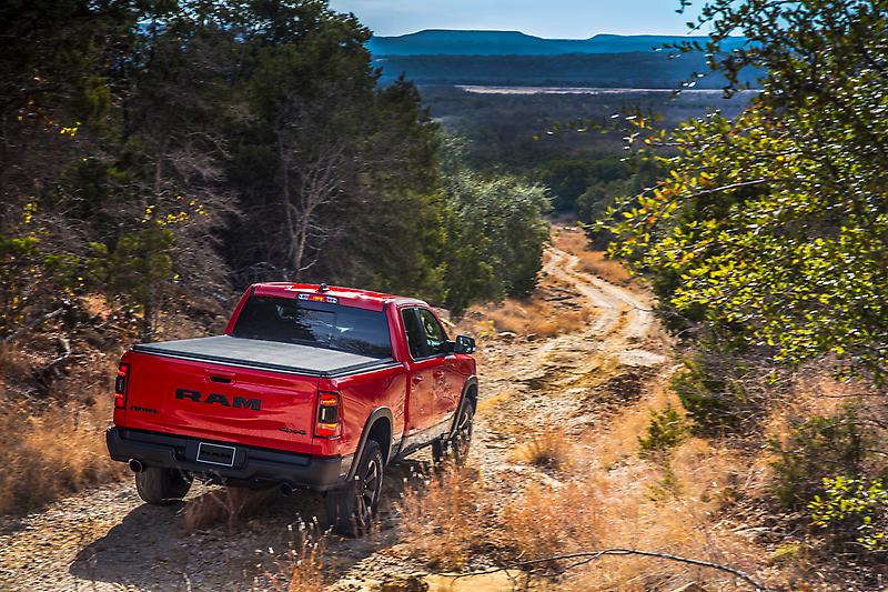 2022 Ram 1500 Rebel Off-roading 2022 Ram 1500 Rebel Off-roading