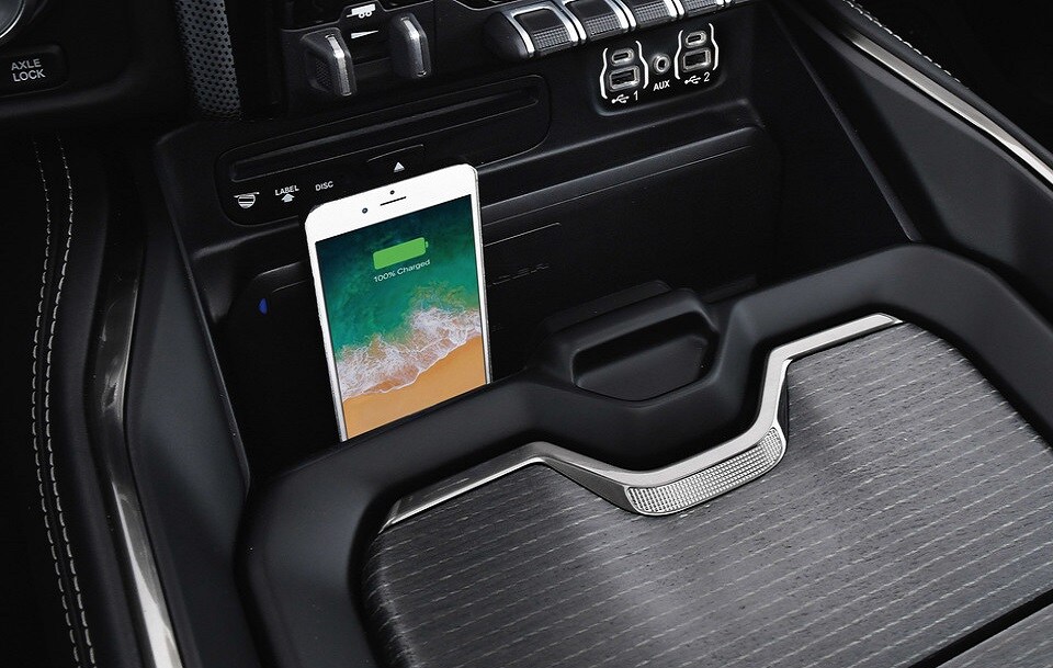 2020 Ram 3500 Interior - Wireless Charging 2020 Ram 3500 Interior - Wireless Charging