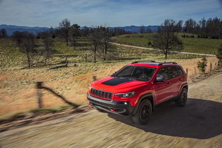 rive-sud-chrysler-nouveau-Jeep-Cherokee-2019-1.0-brossard.jpg