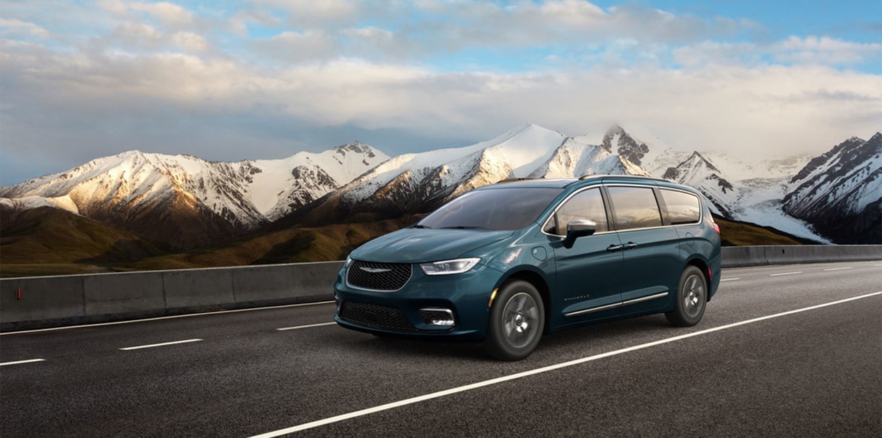 2023 Chrysler Pacifica Hybrid 2023 Chrysler Pacifica Hybrid