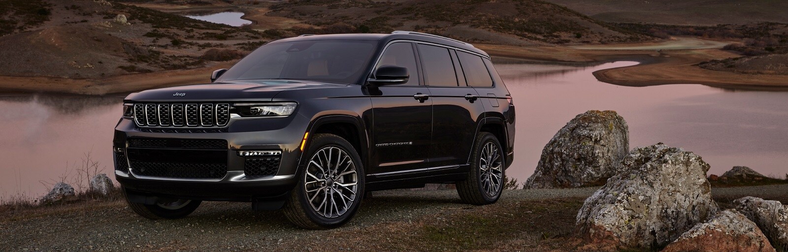 Top 10 Advantages of Buying a Used Car from a Dealership Top 10 Advantages of Buying a Used Car from a Dealership