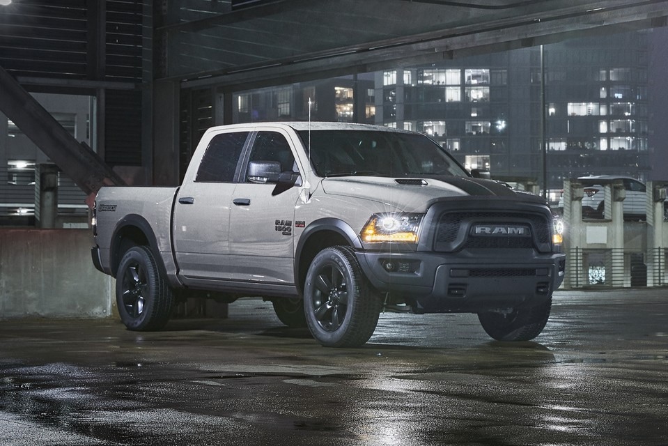 2020-ram-1500-classic-1-south-oakville.jpg