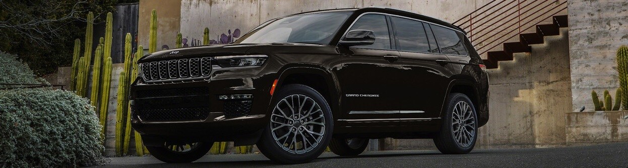 2022 Grand Cherokee for Sale in Southey, Saskatchewan 2022 Grand Cherokee for Sale in Southey, Saskatchewan