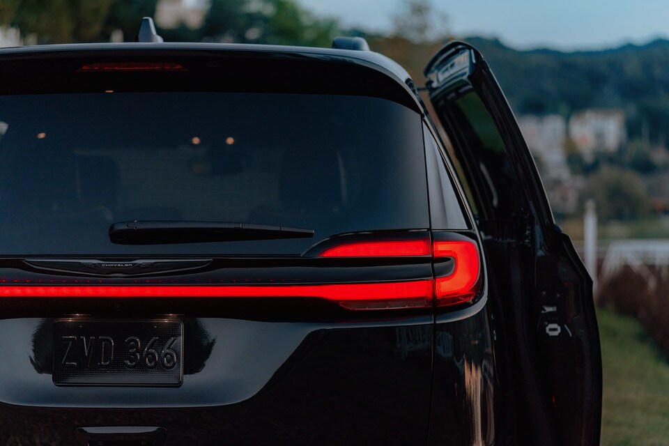 2021 Chrysler Pacifica Exterior 2021 Chrysler Pacifica Exterior