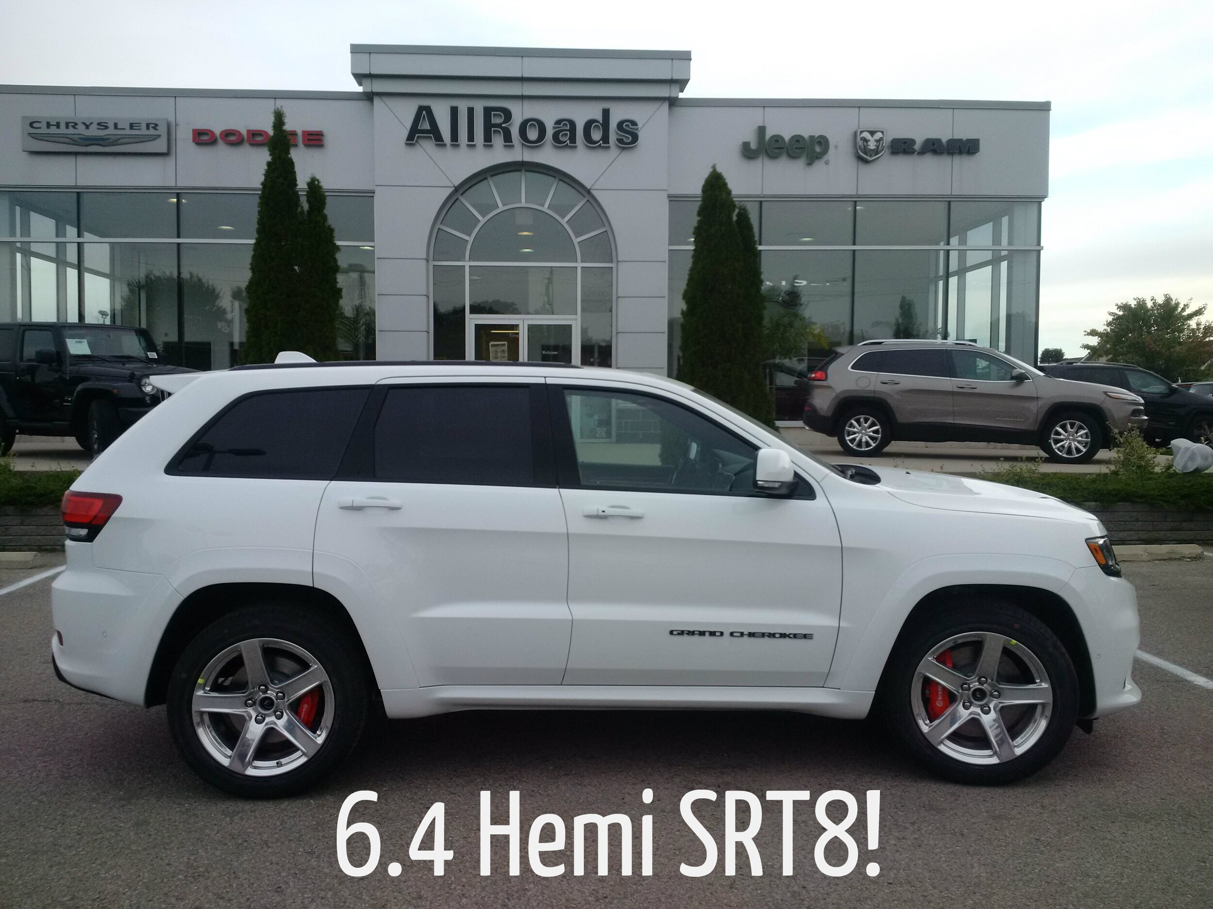 2017 jeep grand cherokee srt srt8 allroads dodge white 6.jpg