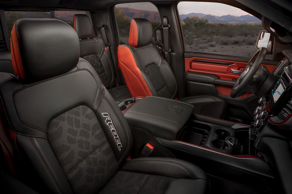 2019-ram-1500-interior-rebel-premium-seats_4162847be8f48906e632496e5fe8e2cd-desktop.jpg