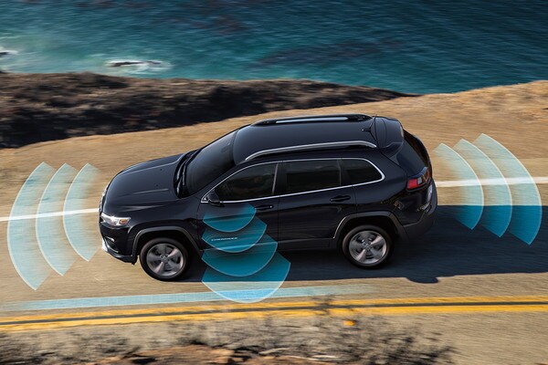 Jeep-Cherokee-2019-black-protection-safety-features_5c4cf71230ca8df1c6b8867ee11bf47b-desktop.jpg