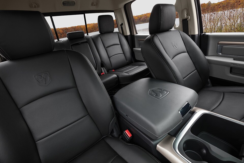 2022 Ram 1500 Classic Interior Design | Bucket Seats 2022 Ram 1500 Classic Interior Design | Bucket Seats