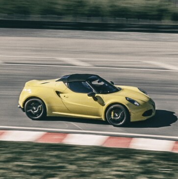 alfaRomeo.jpg