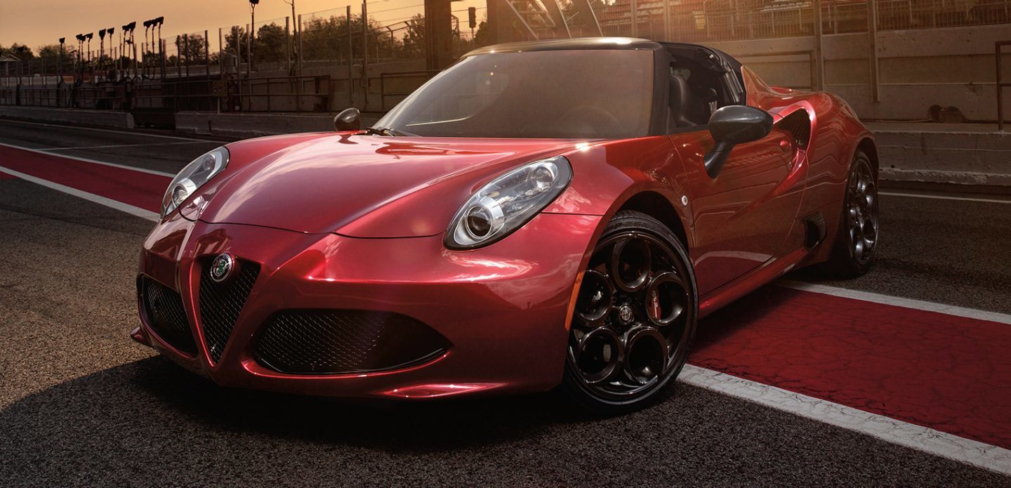 AlfaRomeo_2018_VLP_4C_Gallery_2_expanded_desktop.jpg.alfaimage.1440.jpg